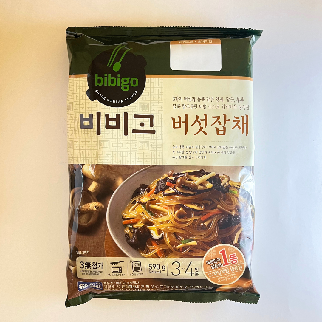 CJ 비비고 버섯잡채 590g(CJ Bibigo Japchae with Mushroom 590g)